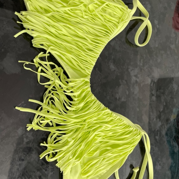 L*Space Audrey Fringe Top/Lime/Size L - Picture 3 of 3
